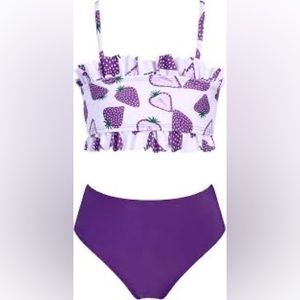 KAMONI purple strawberry print ruffle Girls bikini size 150 NWT